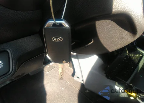 2019 Kia Forte Fe из США, поврежденный, VIN 3KPF24AD9KE027334